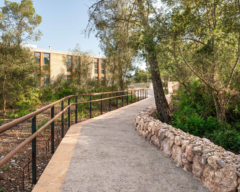 Recorrido del recinto arqueológico y Residencia Geriátrica de Son Caulelles