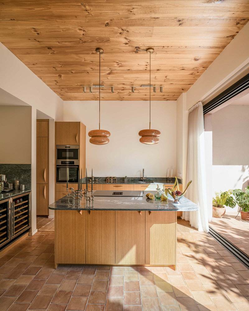 Fotografía de arquitectura interior de la Casa Madera y Barro